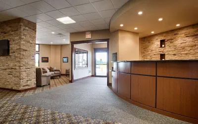 Photo 2 - Crossroads Hotel and Event Center