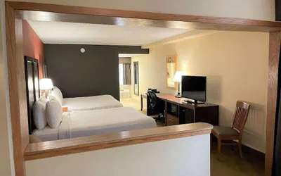 Photo 5 - Crossroads Hotel and Event Center