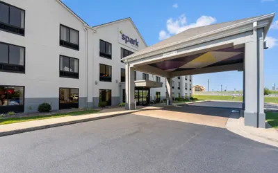 Photo 2 - Spark by Hilton Paducah
