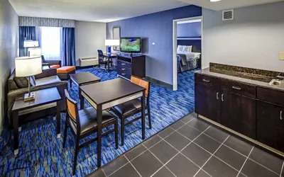 Photo 4 - Holiday Inn Cleveland Northeast - Mentor by IHG