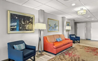 Photo 4 - Hampton Inn Chicago/Naperville