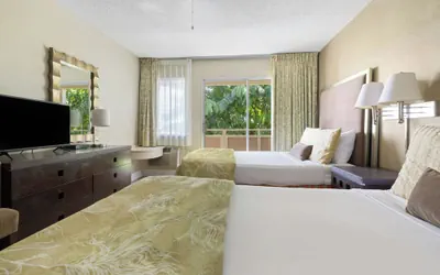 Photo 3 - Plantation Hale Suites