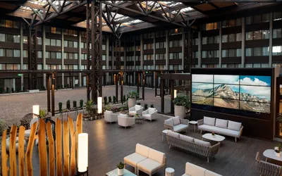 Photo 3 - Seattle Airport Marriott
