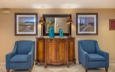 Photo 4 - Arlington Court Suites, a Clarion Collection Hotel