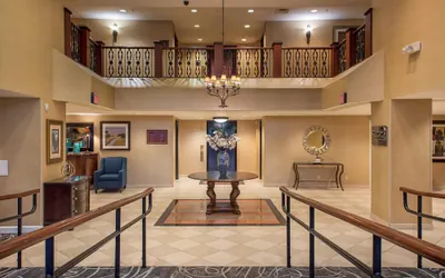 Photo 5 - Arlington Court Suites, a Clarion Collection Hotel