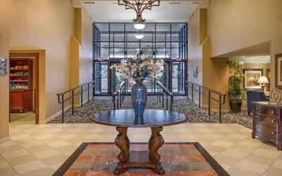 Photo 2 - Arlington Court Suites, a Clarion Collection Hotel