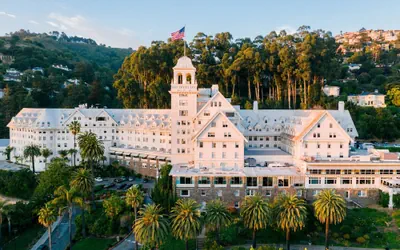 Photo 2 - Claremont Resort & Club