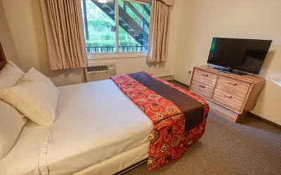 Photo 4 - Wedgewood Resort