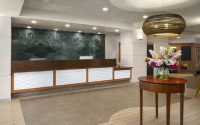 Photo 5 - Best Western Plus Butte Plaza Inn