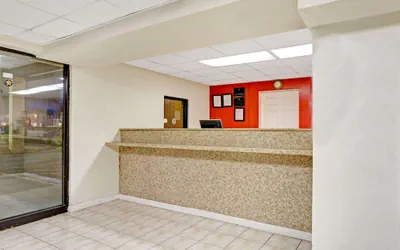 Photo 3 - Super 8 by Wyndham Fredericksburg