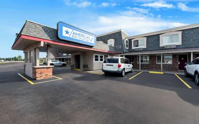 Photo 2 - Americas Best Value Inn Marion, OH