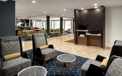 Photo 4 - Courtyard by Marriott Portland Beaverton