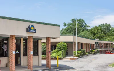 Days Inn by Wyndham Bedford