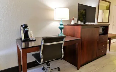 Photo 4 - Wyndham Garden Summerville