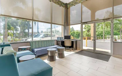 Photo 4 - Quality Inn Bradenton North I-75