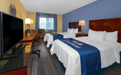 Photo 5 - Days Inn by Wyndham Milan Sandusky South
