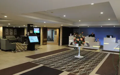 Photo 3 - Radisson Hotel Southfield-Detroit
