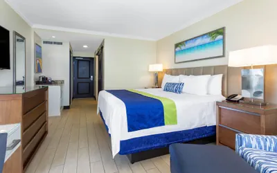 Photo 5 - Wyndham Deerfield Beach Resort