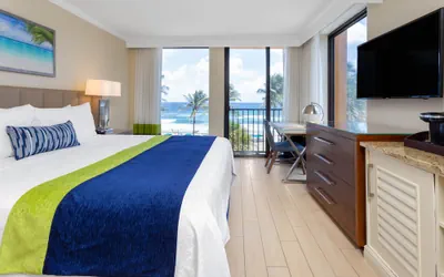 Photo 4 - Wyndham Deerfield Beach Resort