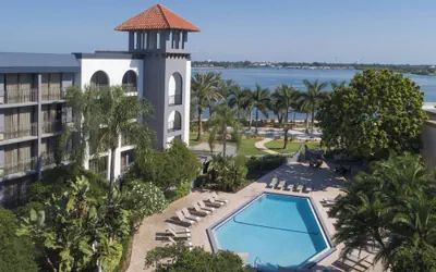 Photo 2 - Courtyard by Marriott Bradenton Sarasota Riverfront