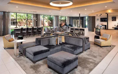 Photo 2 - Delta Hotels by Marriott Minneapolis Northeast
