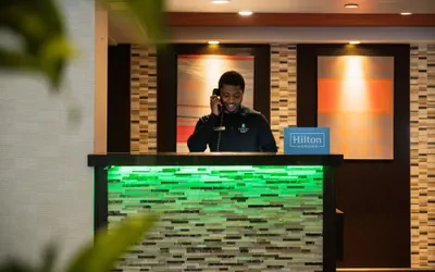 Photo 4 - Embassy Suites by Hilton Piscataway Somerset