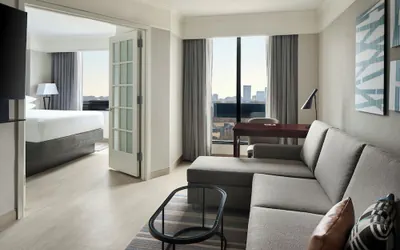 Photo 2 - Washington Dulles Marriott Suites