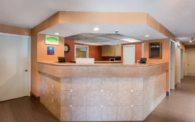 Photo 3 - SenS Suites Livermore, SureStay Collection by Best Western