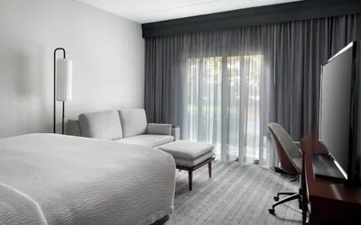 Photo 5 - Courtyard by Marriott Poughkeepsie