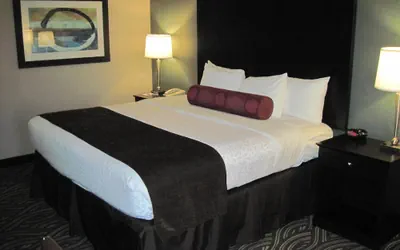 Photo 2 - Kingston Regency Inn