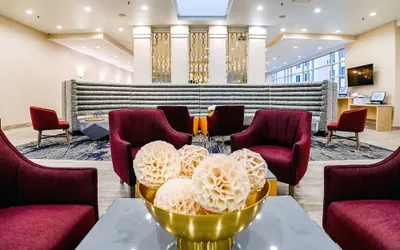 Photo 3 - Sheraton Richmond Airport Hotel