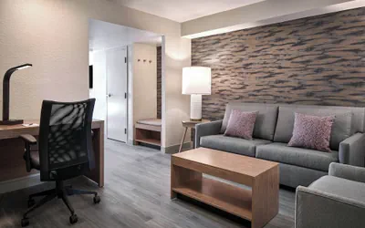Photo 2 - Sheraton Richmond Airport Hotel