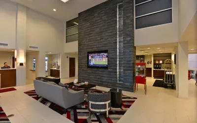 Photo 3 - Hawthorn Extended Stay by Wyndham El Paso