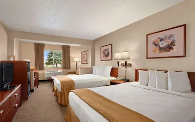 Photo 4 - Baymont by Wyndham Golden/Red Rocks