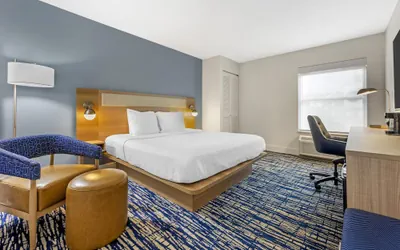 Photo 2 - Best Western St. Louis Fairview Heights
