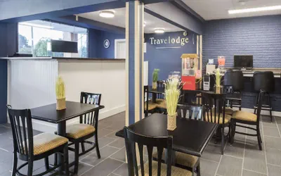 Photo 4 - Travelodge by Wyndham Savannah Area/Richmond Hill
