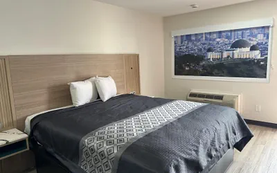 Photo 2 - Americas Best Value Inn Pico Rivera Los Angeles E