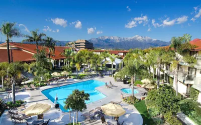Photo 2 - DoubleTree by Hilton Ontario Airport