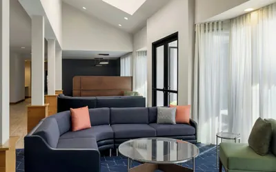 Photo 4 - Courtyard by Marriott Atlanta Northlake
