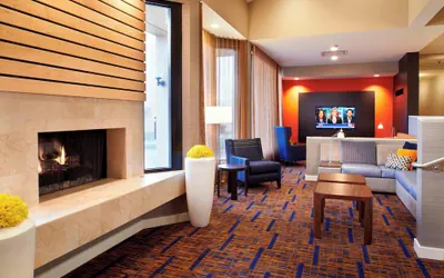 Photo 3 - Courtyard by Marriott Chicago Arlington Heights / South
