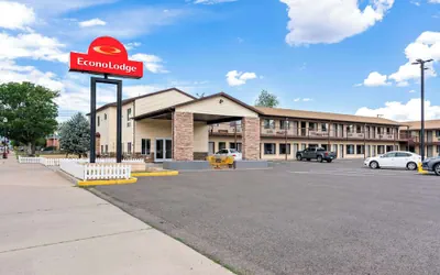 Photo 2 - Econo Lodge Panguitch near Bryce Canyon