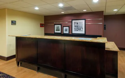 Photo 5 - Hampton Inn Baton Rouge - I-10 & College Dr.