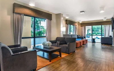 Photo 3 - Best Western Oak Manor