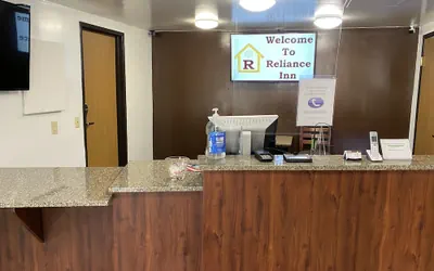 Photo 4 - Reliance Inn