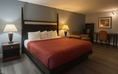 Photo 5 - Key Inn Roseville