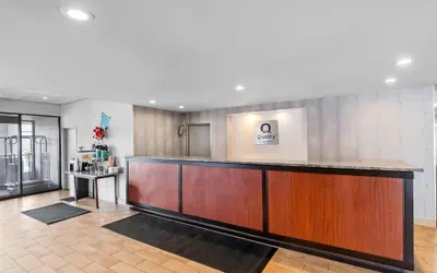 Photo 4 - Quality Inn West Springfield