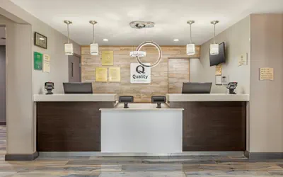 Photo 4 - Quality Inn & Suites Plano East - Richardson