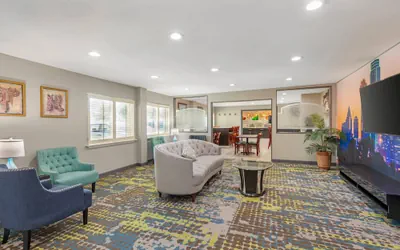 Photo 3 - Quality Inn & Suites Plano East - Richardson