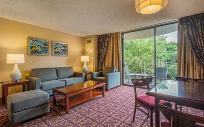 Photo 5 - Hilo Hawaiian Hotel, Trademark Collection by Wyndham