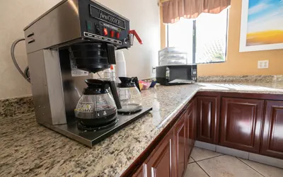 Photo 3 - Hospitality Inn San Bernardino/ Redlands